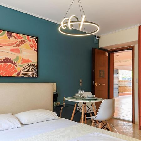 Aiolos Glyfada Super Lux Mini Apartment เอเธนส์ ภายนอก รูปภาพ