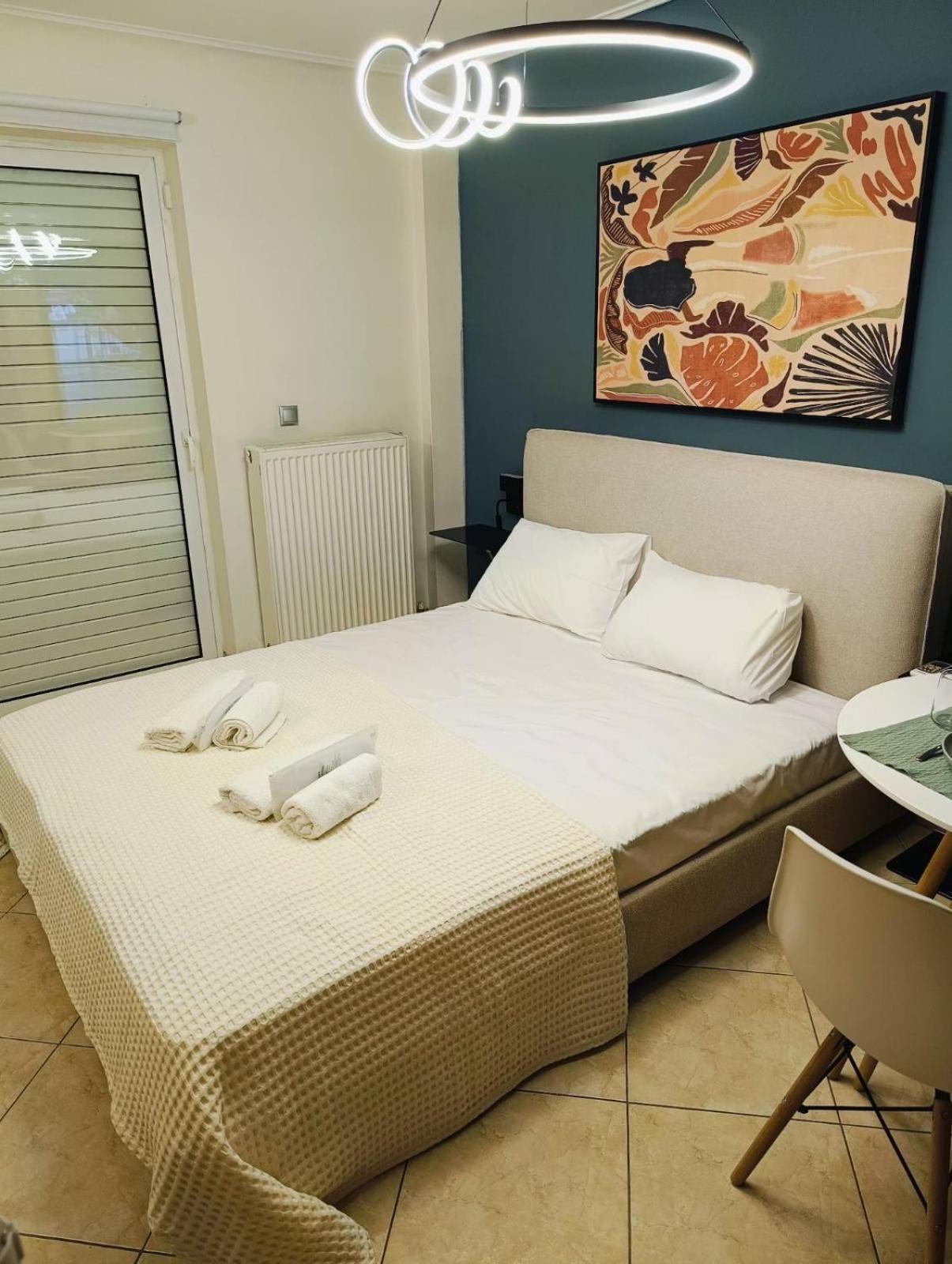Aiolos Glyfada Super Lux Mini Apartment เอเธนส์ ภายนอก รูปภาพ